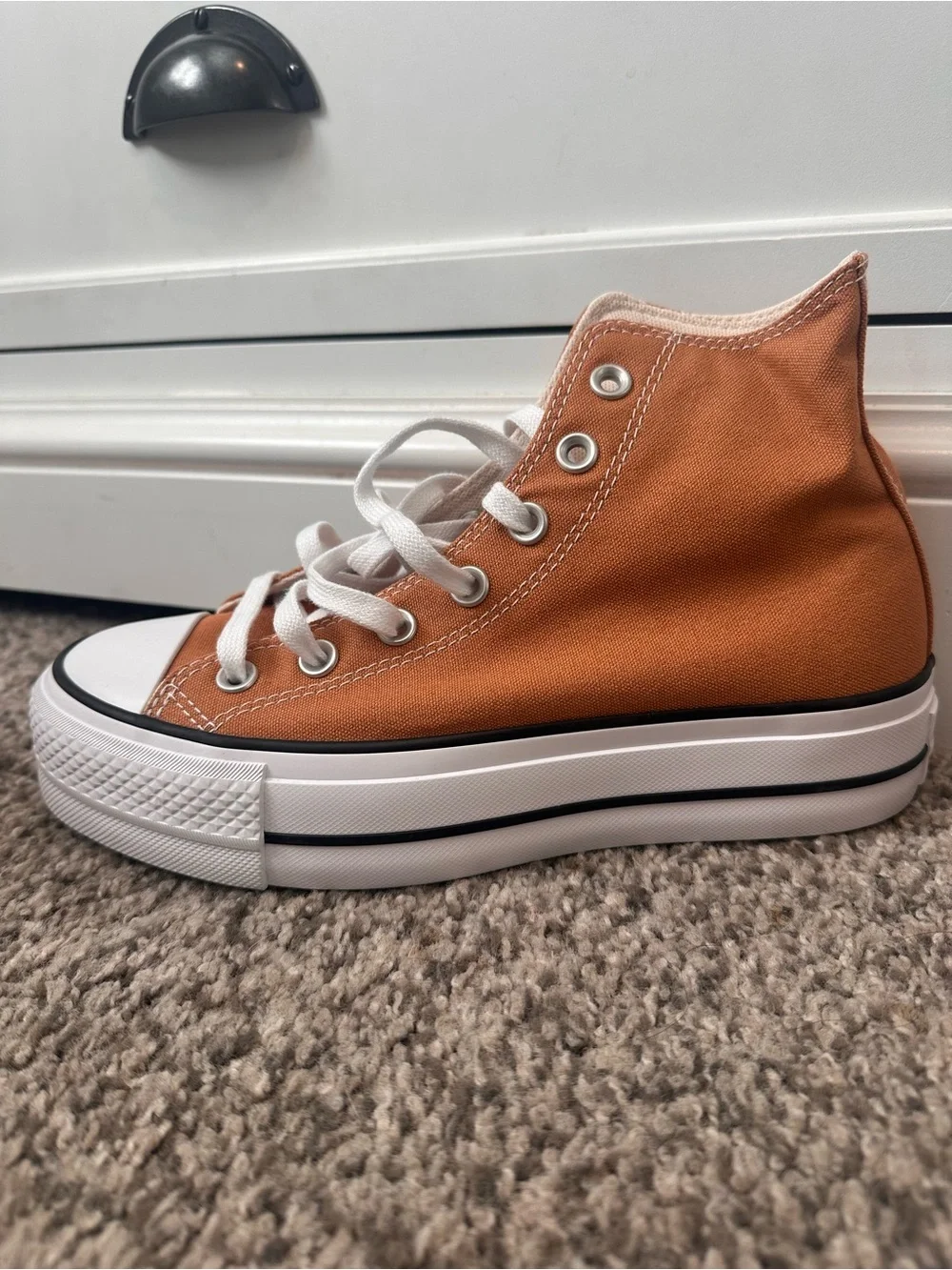 Platform converse